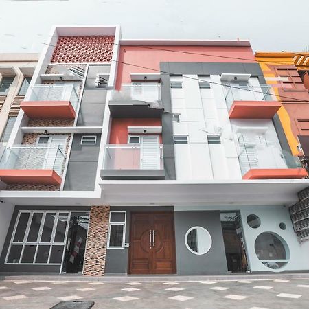 OYO 1487 Residence Khoe Near RS Royal Taruma Jacarta Exterior foto
