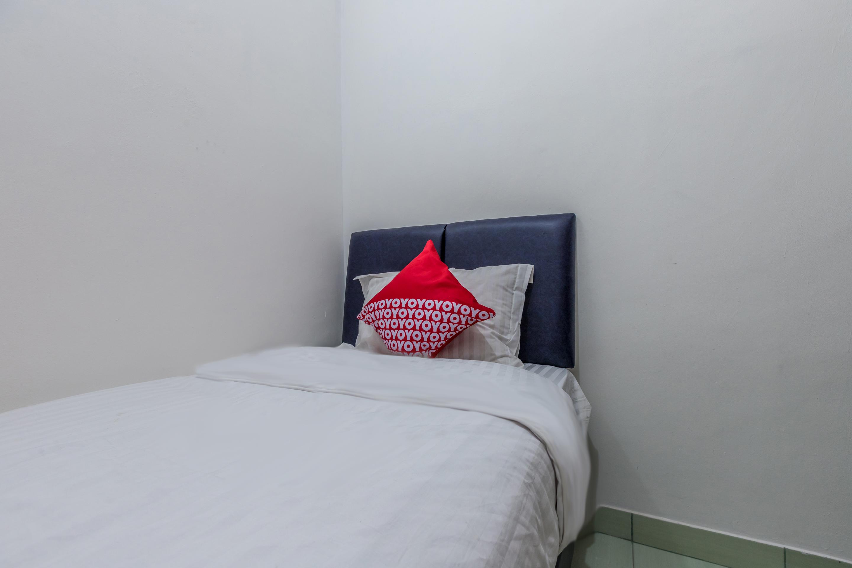 OYO 1487 Residence Khoe Near RS Royal Taruma Jacarta Exterior foto