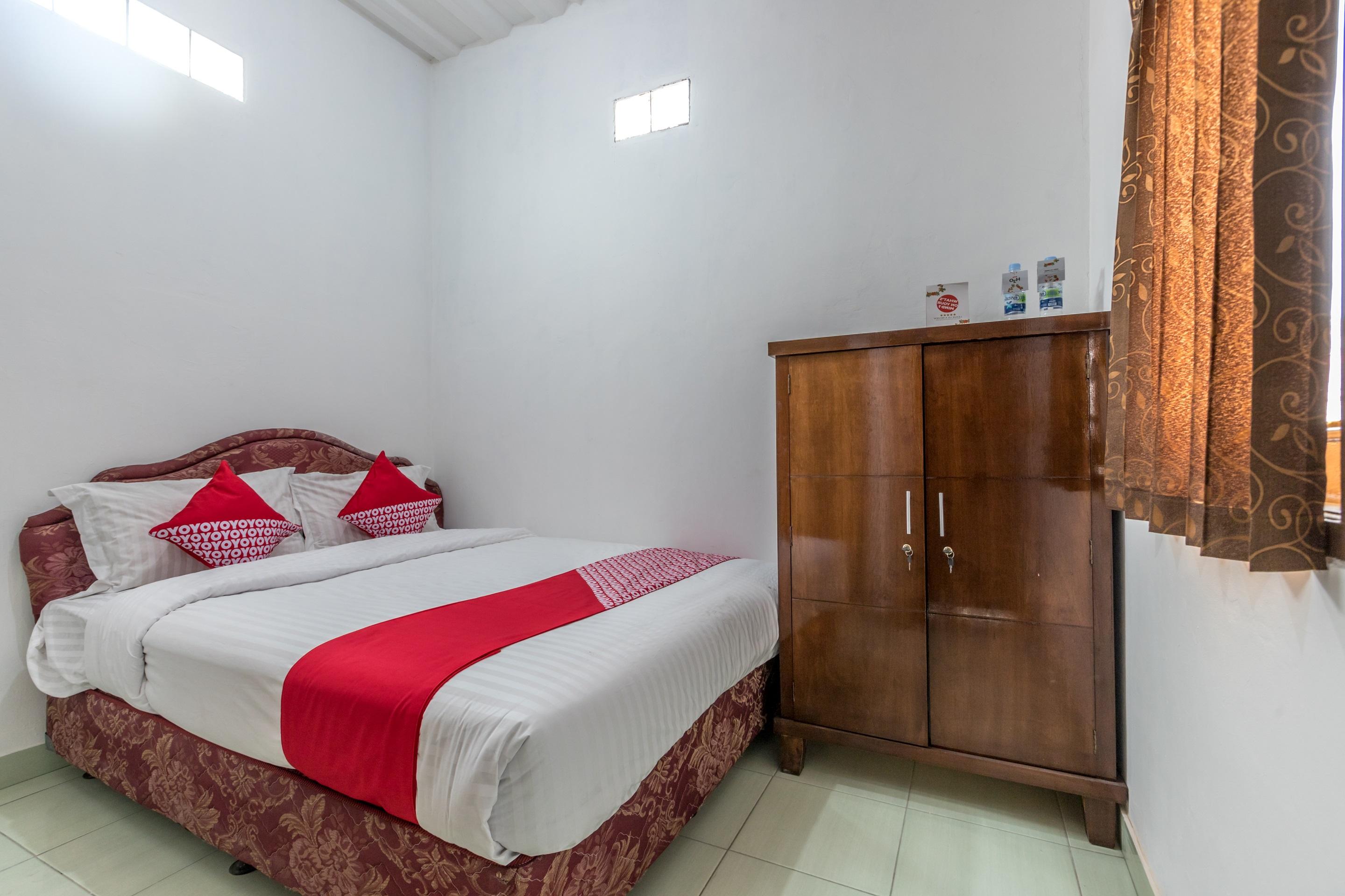 OYO 1487 Residence Khoe Near RS Royal Taruma Jacarta Exterior foto